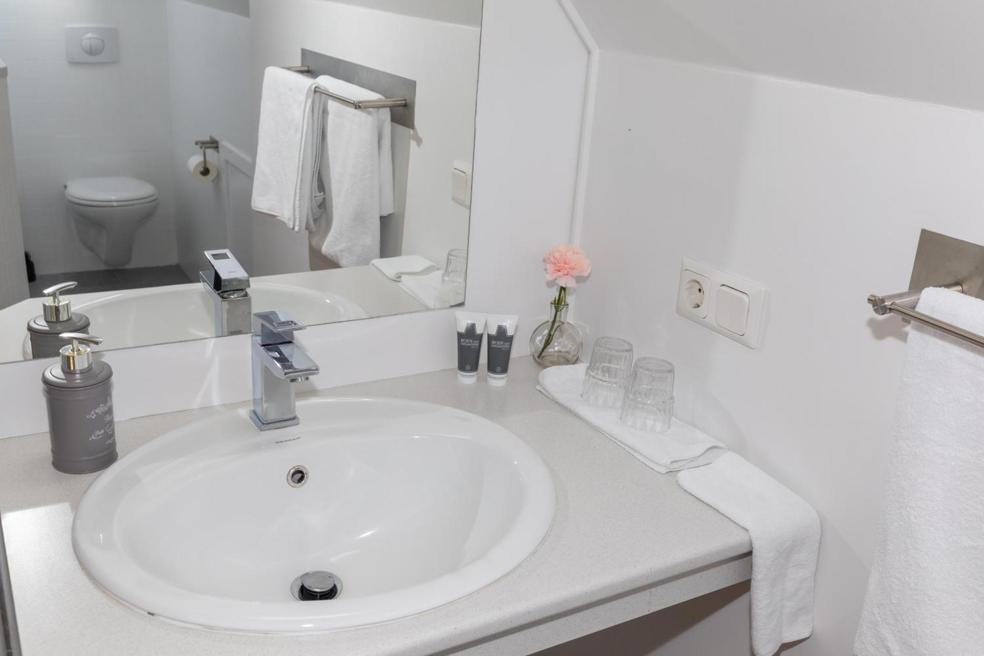 Hotel North Akureyri Ngoại thất bức ảnh